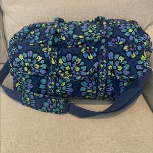 Vera Bradley duffle/travel bag